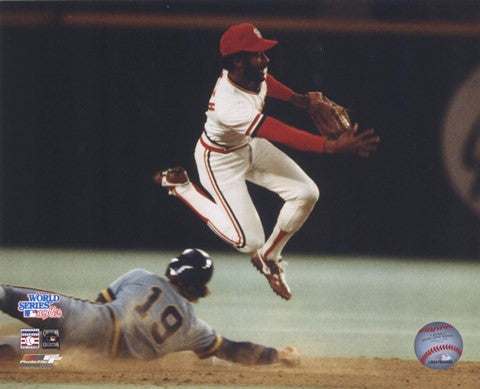 Ozzie Smith - Turning double play