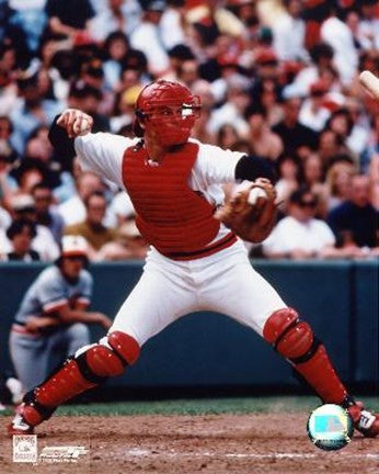 Carlton Fisk - Throwing in catchers gear