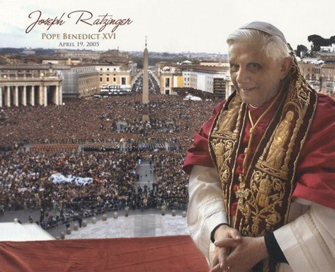 Pope Benedict XVI - Horiz.(Crowd)