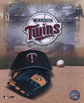 Minnesota Twins - '05 Logo - Cap and Glove