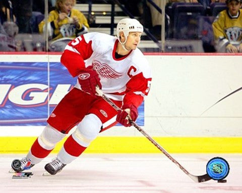 Nicklas Lidstrom - '06 - '07 Away Action