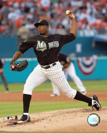 Dontrelle Willis - 2007 Pitching Action