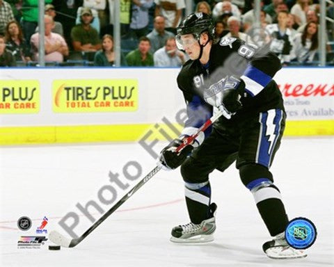 Steven Stamkos 2008-09 Home Action