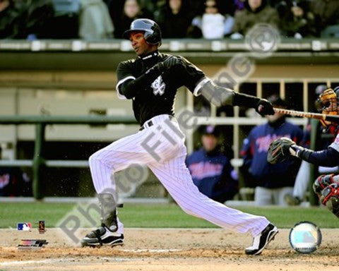 Alexei Ramirez 2009 Batting Action