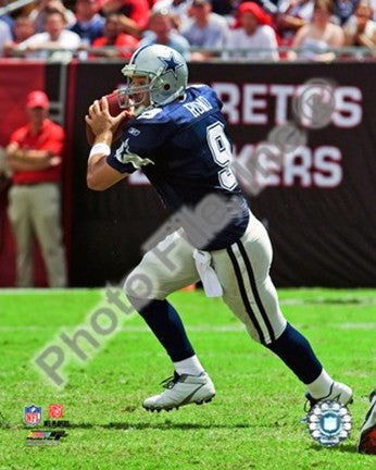 Tony Romo 2009 Action