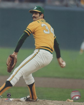 Rollie Fingers Action