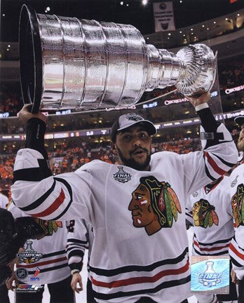 Dustin Byfuglien with the 2009-10 Stanley Cup (#31)