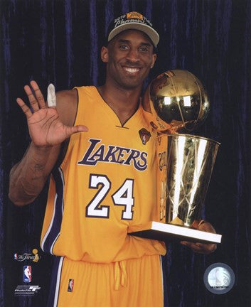 Kobe Bryant - 2010 NBA Finals Game 7 - Championship Trophy-5 Fingers in Studio(#27)