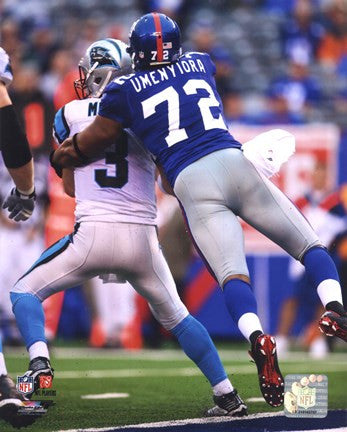 Osi Umenyiora 2010 Action