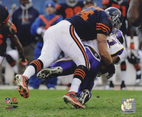 Brian Urlacher 2010 Action