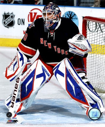 Henrik Lundqvist 2010-011 Action