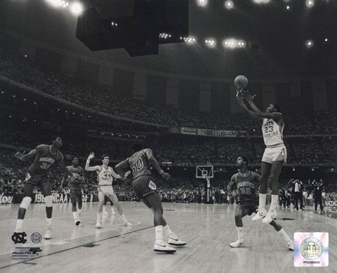 Michael Jordan University of North Carolina Game winning basket in the 1982 NCAA Finals against Georgetown Horizontal Action