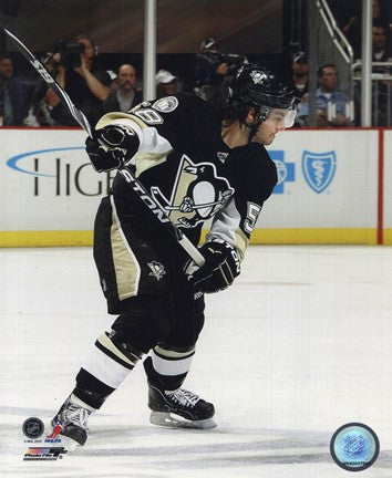 Kris Letang 2010-011 Action