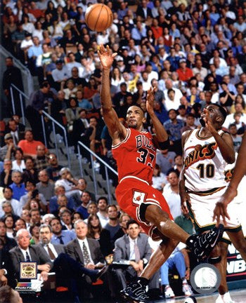 Scottie Pippen Game 4 of the 1996 NBA Finals Action