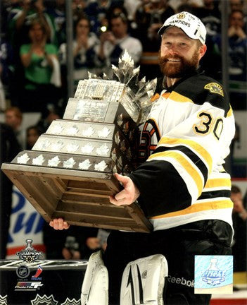 Tim Thomas with the Conn Smythe Trophy Game 7 of the 2011 NHL Stanley Cup Finals(#44)