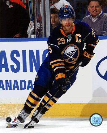 Jason Pominville 2011-12 Action