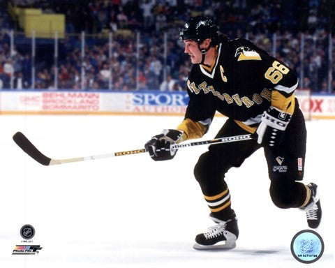 Mario Lemieux 1990 Action