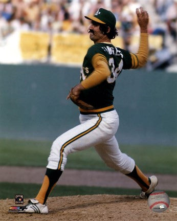 Rollie Fingers Action