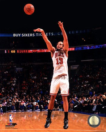 Joakim Noah 2013-14 in action