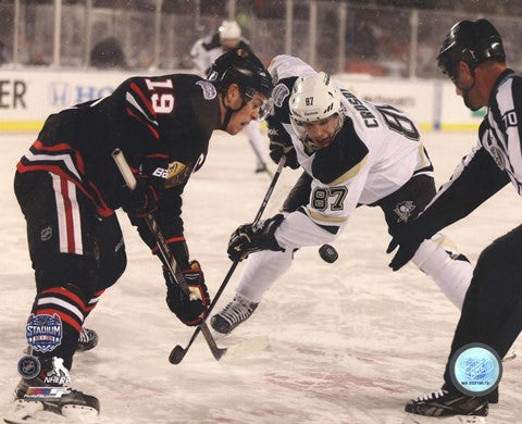 Jonathan Toews & Sidney Crosby 2014 NHL Stadium Series Action