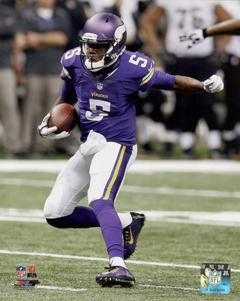 Teddy Bridgewater Football Run