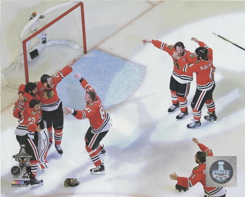 The Chicago Blackhawks celebrate winning Game 6 of the 2015 Stanley Cup Finals